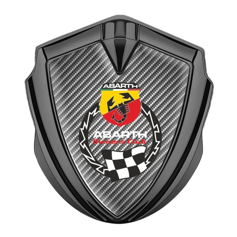 Fiat Abarth Emblem Abzeichen selbstklebend Graphit Tonfarbe Kohlenstoff Hintergrund mit Racing Logo