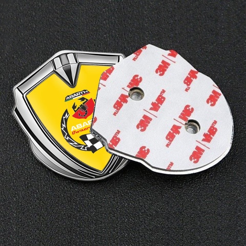 Fiat Abarth Emblem Auto Zeichen Silbertonfarbe Gelb basis mit Racing Logo Motiv