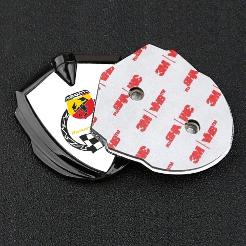 Fiat Abarth Selbstklebendes Metallaufkleber Emblem Graphit Tonfarbe Weiss basis mit Racing Logo motiv