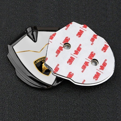 Lamborghini Emblem Logo Schriftzug Aufkleber Graphit Tonfarbe mit Grau Gold Basis und Logo Schild