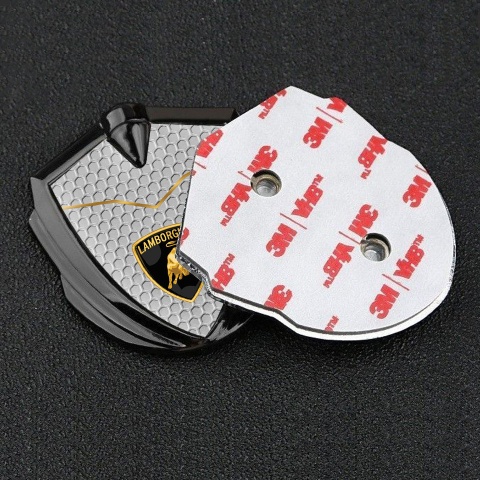 Lamborghini Emblem Abzeichen Graphit Tonfarbe mit Wabeneffekt Basis und Logo Schild