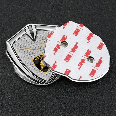 Lamborghini Emblem Abzeichen Silbertonfarbe mit Wabeneffekt Basis und Logo Schild