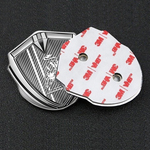 Lamborghini Abzeichen selbstklebend Silbertonfarbe Hell carbon Weiss logo design