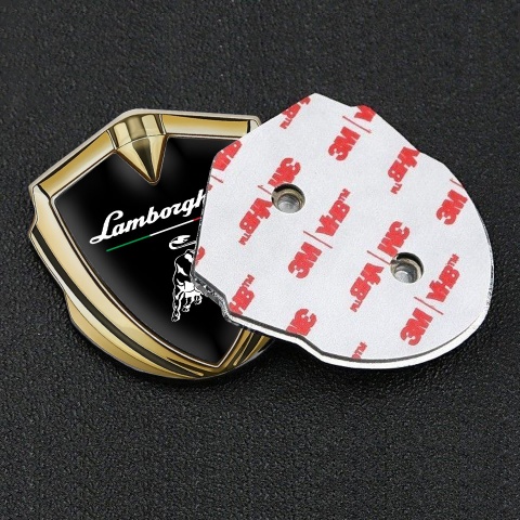 Lamborghini Emblem Abzeichen Goldtonfarbe Schwarz Fundament mit Italienische Flagge logo Stil