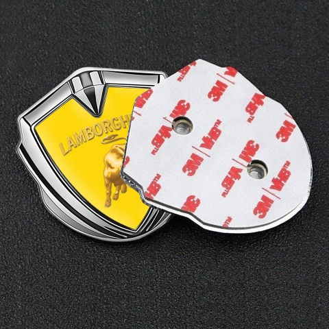 Lamborghini Emblem Aufkleber Autozubehor Silbertonfarbe mit GElb Hintergrund und Gold Logo Design