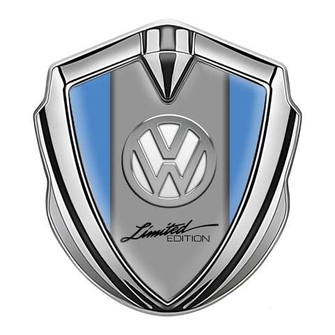 VW Emblem Abzeichen Silbertonfarbe mit Blau und Chrom Basis Limited Edition logo Stil