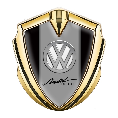 VW Emblem Logo Schriftzug Aufkleber Goldtonfarbe mit Schwarz Vorlage und Chrom logo