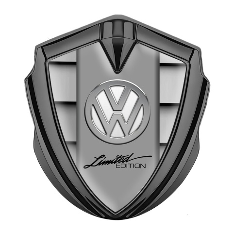 VW Abzeichen selbstklebend Graphit Tonfarbe mit Blindeffekt und Limited Edition logo