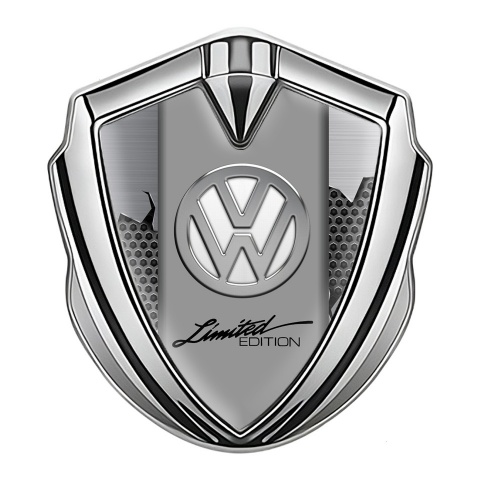VW Selbstklebendes Metallaufkleber Emblem Silbertonfarbe mit Zerrissener Stahl Effekt Design