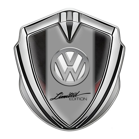 VW Abzeichen selbstklebend Silbertonfarbe mit Raue Textur Basis und Chrom Weiss Logo