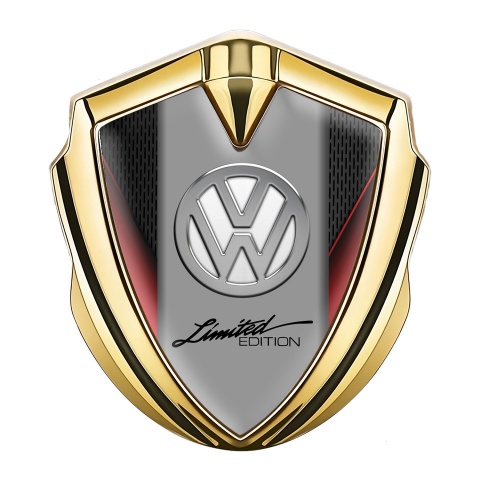 VW Emblem Abzeichen selbstklebend Goldtonfarbe mit Schwarz Rote Vorlage Stil