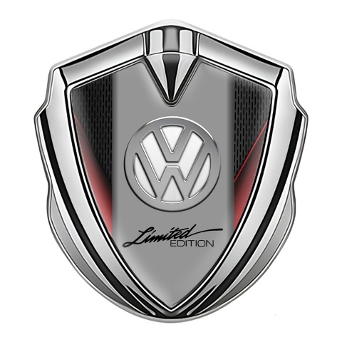 VW Emblem Abzeichen selbstklebend Silbertonfarbe mit Schwarz Rote Vorlage Stil