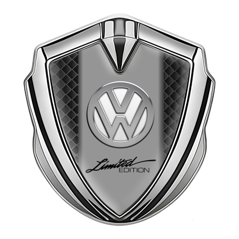 VW Emblem Aufkleber Autozubehor Silbertonfarbe mit Schwarz Quadrate Design
