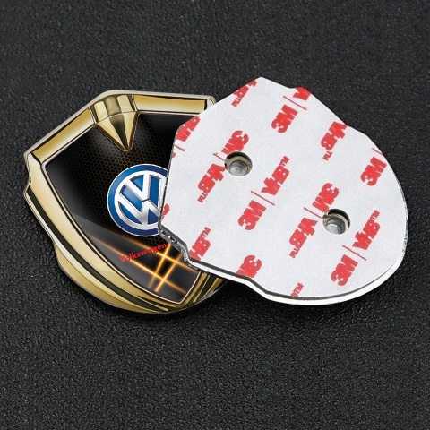 VW Emblem Abzeichen Goldtonfarbe mit Orange X Design Basis und Klassisch Logo