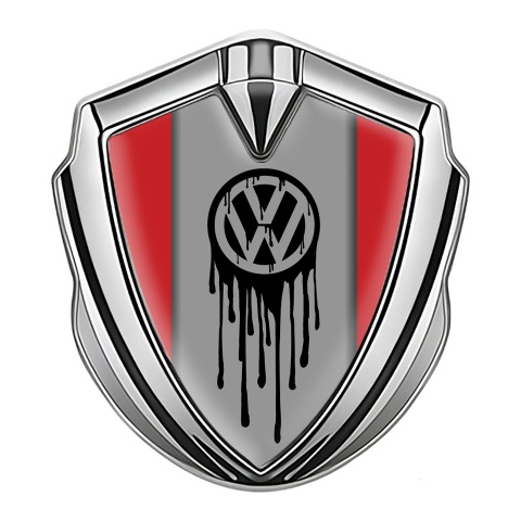 VW Seitenflugel Emblem Aufkleber Silbertonfarbe mit Rot Hintergrund und Tropfender Logo Effekt