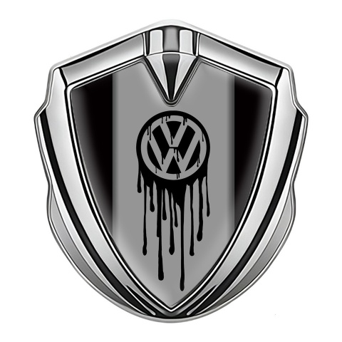 VW Abzeichen selbstklebend Silbertonfarbe mit Schwarz Fundaments und Tropfender Logo Effekt