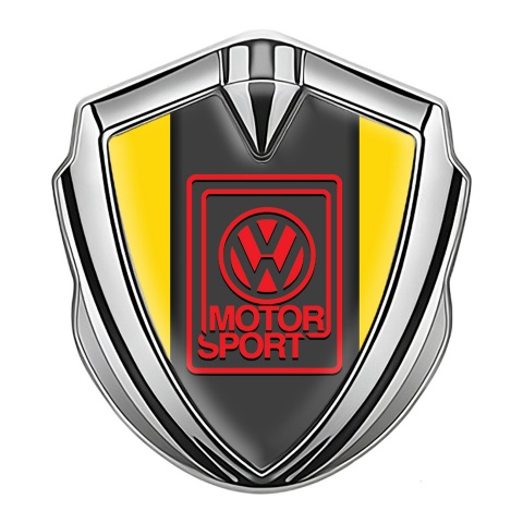 VW Emblem Abzeichen selbstklebend Silbertonfarbe mit Gelb Hintergrund und Rot Motor Sport Logo