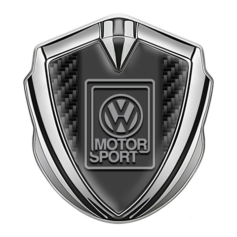 VW Abzeichen selbstklebend Silbertonfarbe mit Schwarz Kohlenstoff Basis und Grau motorsport Logo