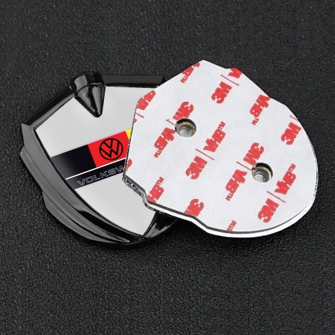 VW Emblem Aufkleber Autozubehor Graphit Tonfarbe mit Grau Basis und Deutschen Flagge Logo