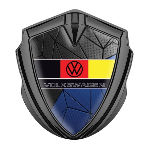 VW Abzeichen selbstklebend Graphit Tonfarbe mit Schwarz Blau Mosaik Basis Design und Deutsche Flagge Logo