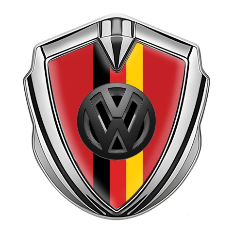 VW Emblem Auto Zeichen Silbertonfarbe mit Rot hintergrund und 3D Logo Deutsche Trikolore