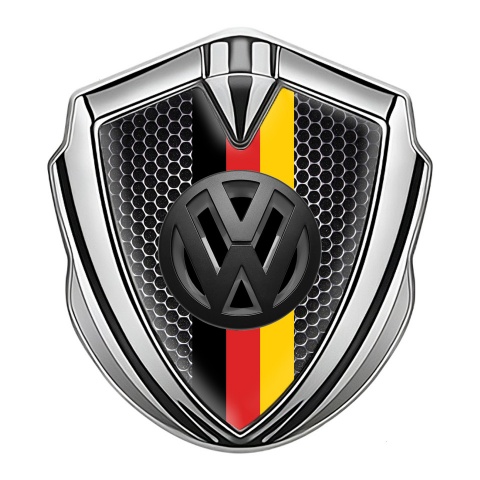 VW Selbstklebendes Metallaufkleber Emblem  Silbertonfarbe mit Perforierter Stahl Basis Desig und 3D logo Deutsche Trikoloren