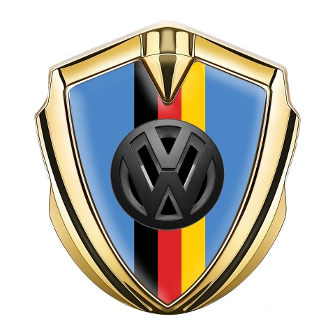 VW Emblem Logo Schriftzug Aufkleber mit Goldtonfarbe Blau Basis und 3D Logo Deutsche Trikolore