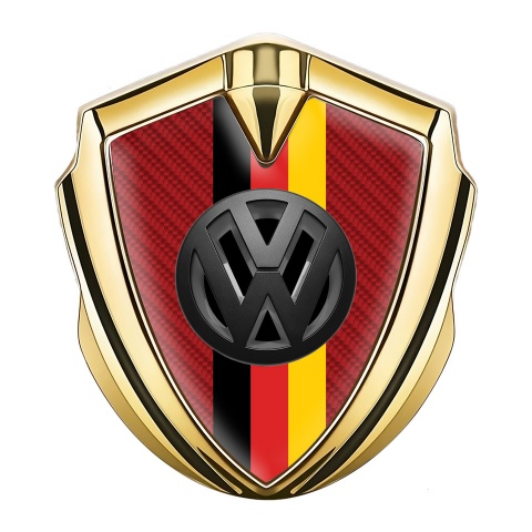 VW Emblem Aufkleber Autozubehor Goldtonfarbe mit Rote Carbon Hintergrund und 3D Logo Deutsche Trikolore