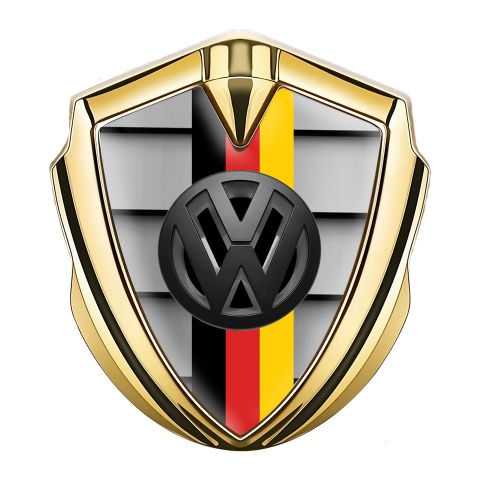VW Emblem Logo Schriftzug Aufkleber mit Goldtonfarbe Frontgrilleffekt Basis und 3D Logo Deutsche Trikolore