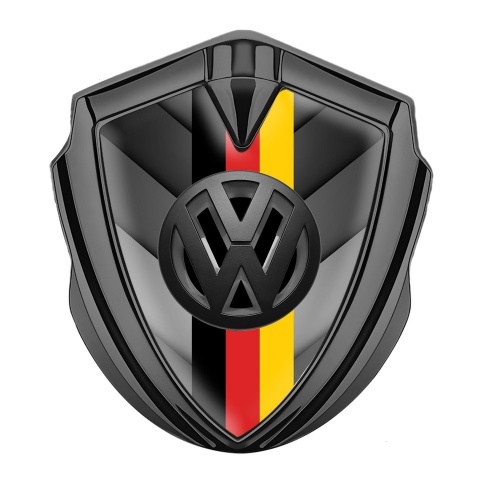 VW Seitenflugel Emblem Aufkleber Graphit Tonfarbe mit Graue Pfeile Basis Design und 3D Logo Deutsche Trikolore
