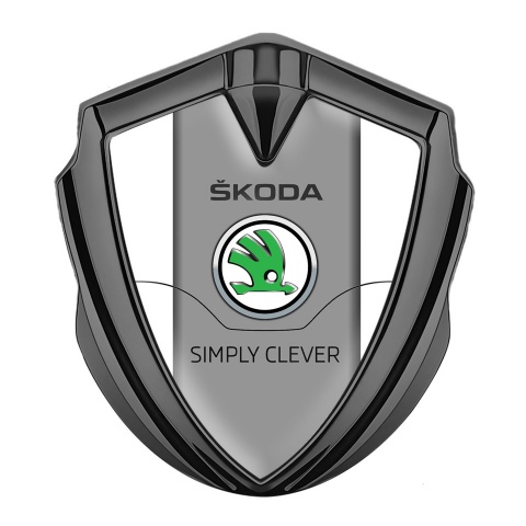 Skoda Emblem Abzeichen Graphit Tonfarbe mit Weiss Basis und Grau Logo Panel
