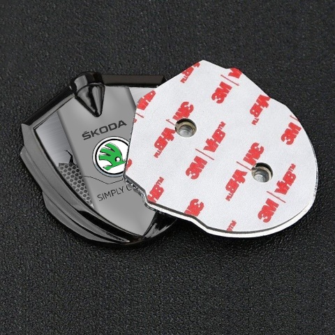 Skoda Selbstklebendes Metallaufkleber Emblem Graphit Tonfarbe mit Gebrochener Stahl Effekt