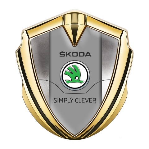 Skoda Seitenflugel Emblem Aufkleber Goldtonfarbe mit Polierter Stahl Hintergrund
