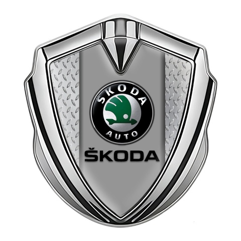 Skoda Emblem Auto Zeichen Graphit Silbertonfarbe Basis Effekt und Klassisch Logo