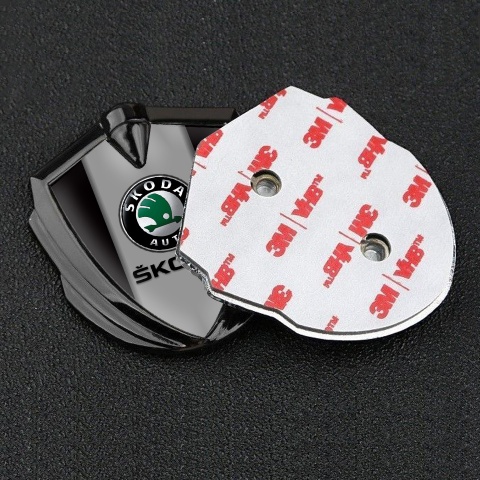 Skoda Selbstklebendes Metallaufkleber Emblem Graphit Tonfarbe Schwarz Basis und Grau Logo Panel