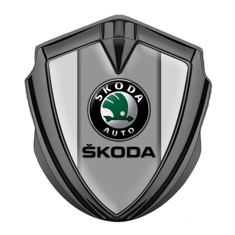 Skoda Selbstklebendes Metallaufkleber Emblem Graphit Tonfarbe mit Grau Basis und Standard Logo