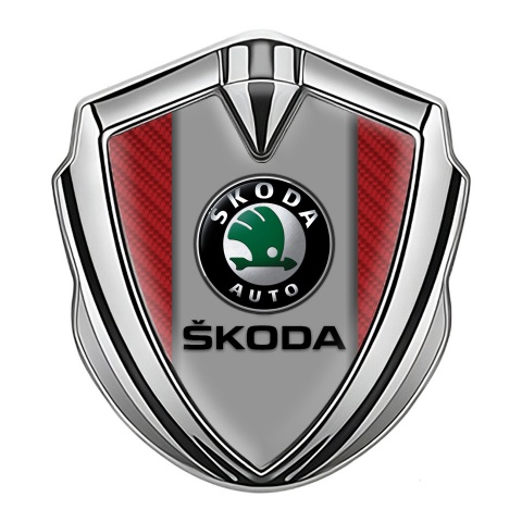 Skoda Emblem Auto Zeichen Silbertonfarbe mit Rote Kohlenstoff Basis und Grau Logo Panel