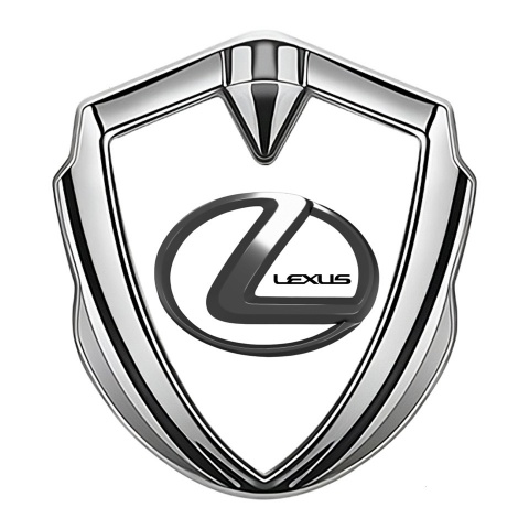 Lexus Abzeichen selbstklebend Silbertonfarbe Weiss Hintergrund mit Chrom logo
