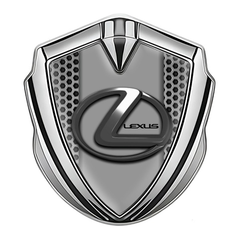 Lexus Abzeichen selbstklebend Silbertonfarbe Perforierter Hinterrgrund Effekt mit Chrom Logo