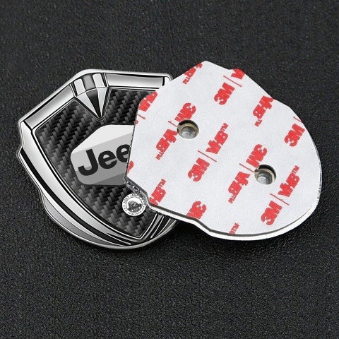 Jeep Emblem Abzeichen selbstklebend Silbertonfarbe Schwarz Carbon Version