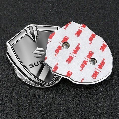 Suzuki Emblem Aufkleber Autozubehor Silbertonfarbe Diagonale Elemente Auflage