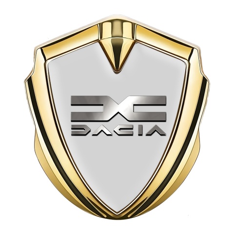 Dacia Selbstklebendes Metallaufkleber Emblem Goldtonfarbe Grau Hintergrund mit Metall Logo Design