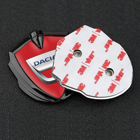 Dacia Emblem Abzeichen selbstklebend Graphit Tonfarbe Rote Basis mit Klassisch Logo