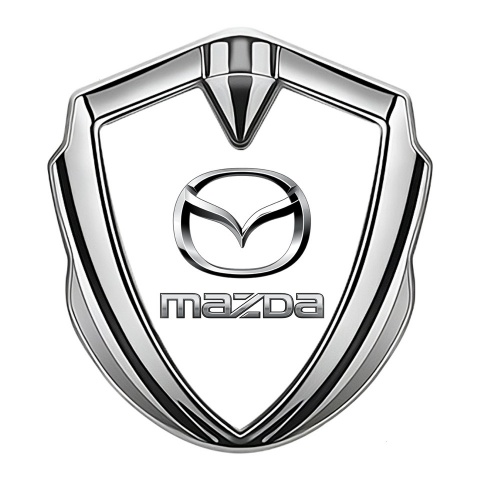 Mazda Selbstklebendes Metallaufkleber Emblem Silbertonfarbe mit Weiss Vorlage und Logo Chrom