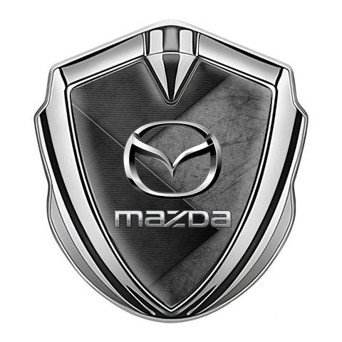 Mazda Emblem Logo Schriftzug Aufkleber Silbertonfarbe mit Gelotete Oberflache Effekt und Chrom Logo