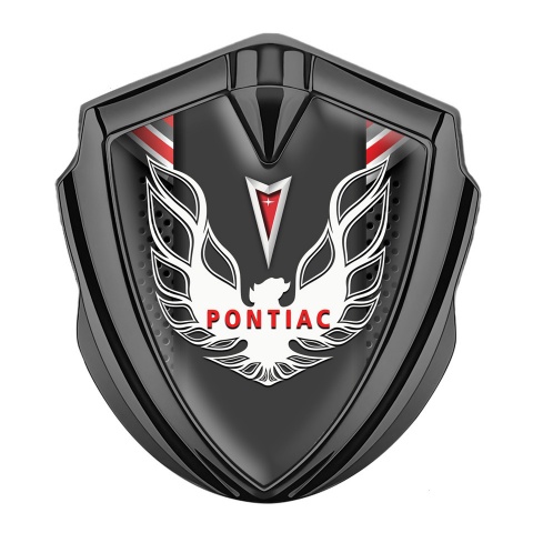 Pontiac Abzeichen selbstklebend Graphit Tonfarbe Dunkles Mesh mit Rote Elemente Basis und Weiss Logo
