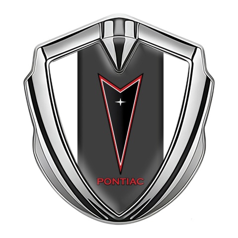 Pontiac Emblem Aufkleber Autozubehor Silbertonfarbe Weiss Hintergrund Mit Graphit Panel Rote Logo
