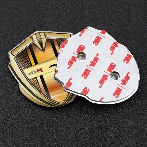 Mclaren GTR Emblem Abzeichen Goldtonfarbe Gelb Gitter Design