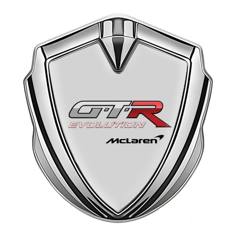 Mclaren GTR Emblem Aufkleber Autozubehor Silbertonfarbe Grau Basis mit Evolution Logo