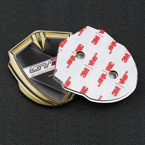 Mclaren GTR Seitenflugel Emblem Aufkleber Goldtonfarbe Dunkles Diagonale panel mit Evolution Logo